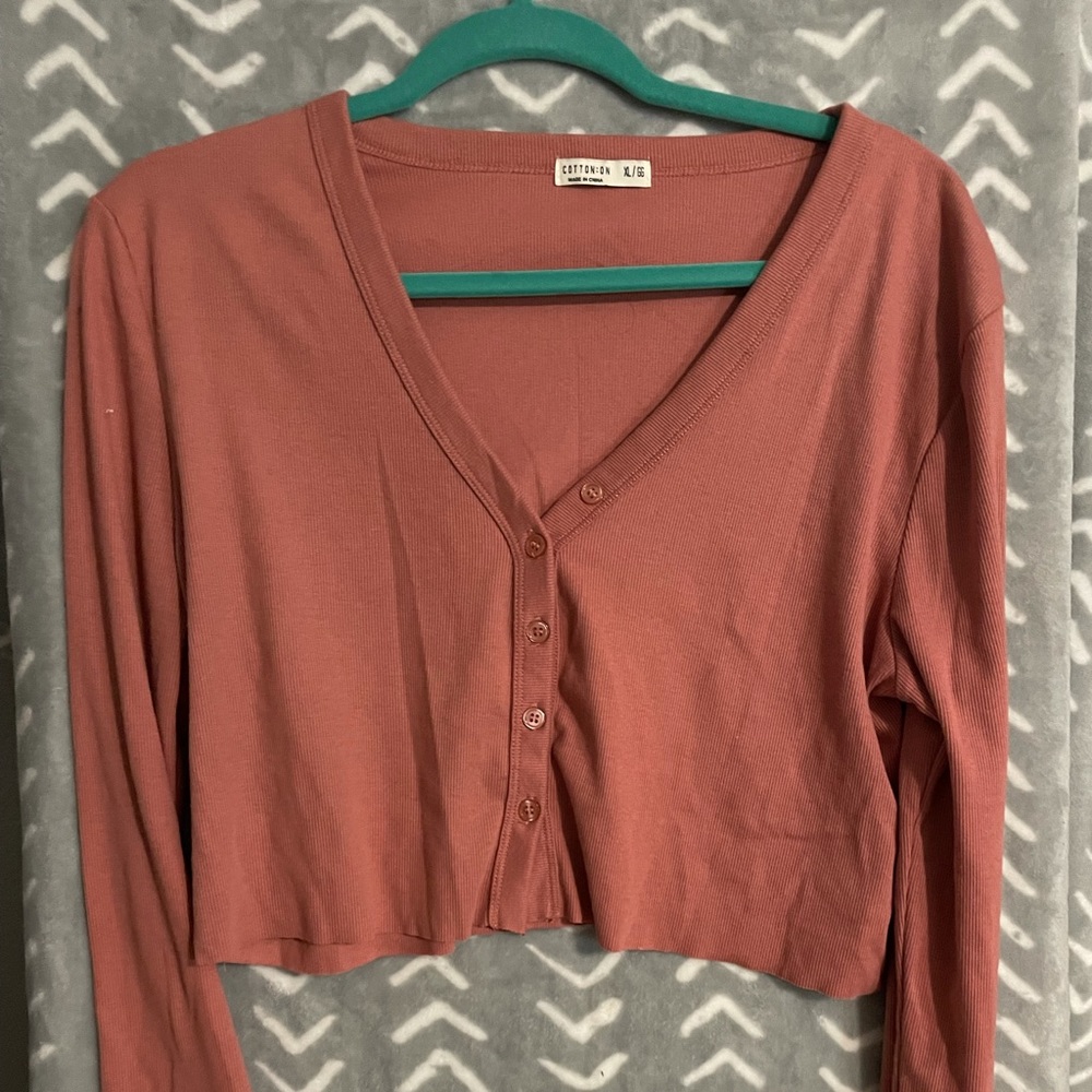Cotton On V cut button long sleeve
